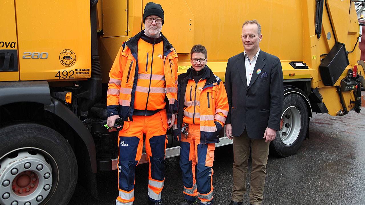 Johan Pehrson, arbetsmarknads- och integrationsminister tillsammans med Ann-Sofie Hermansson och Anders Åström